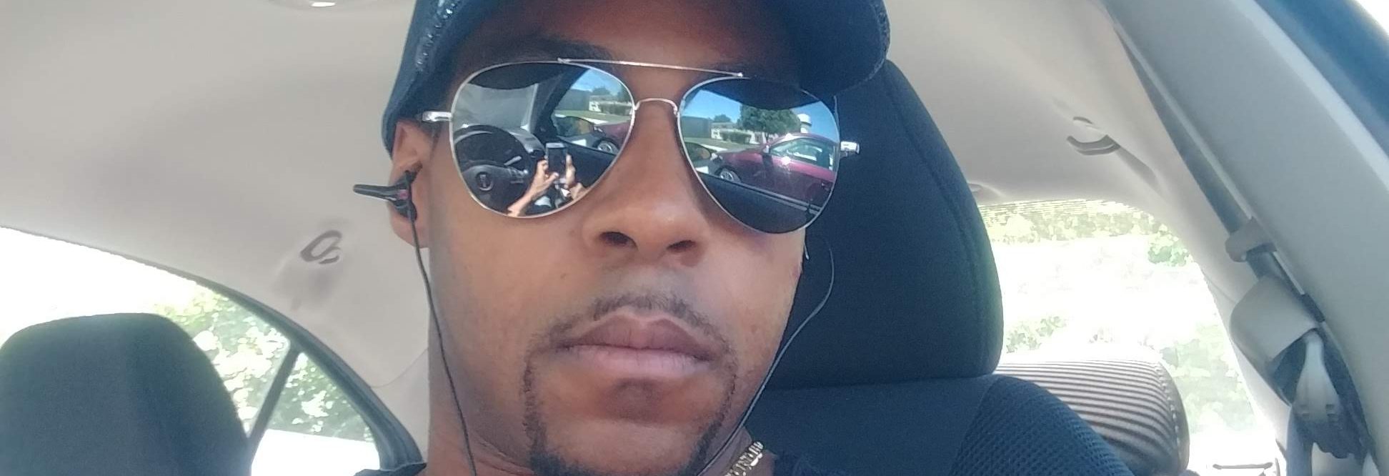 Welcome to Tee buffet where we post the funniest shirts on the internet